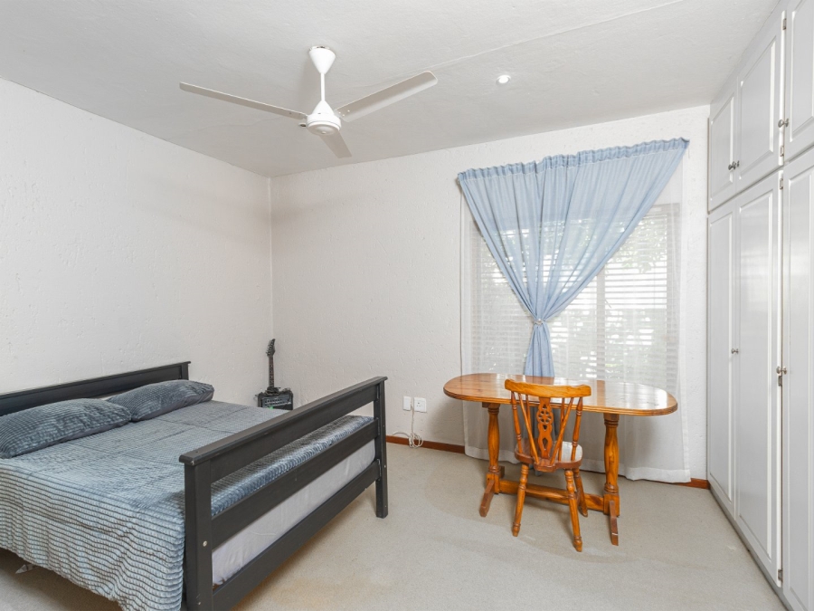 4 Bedroom Property for Sale in Caribbean Beach Club North West